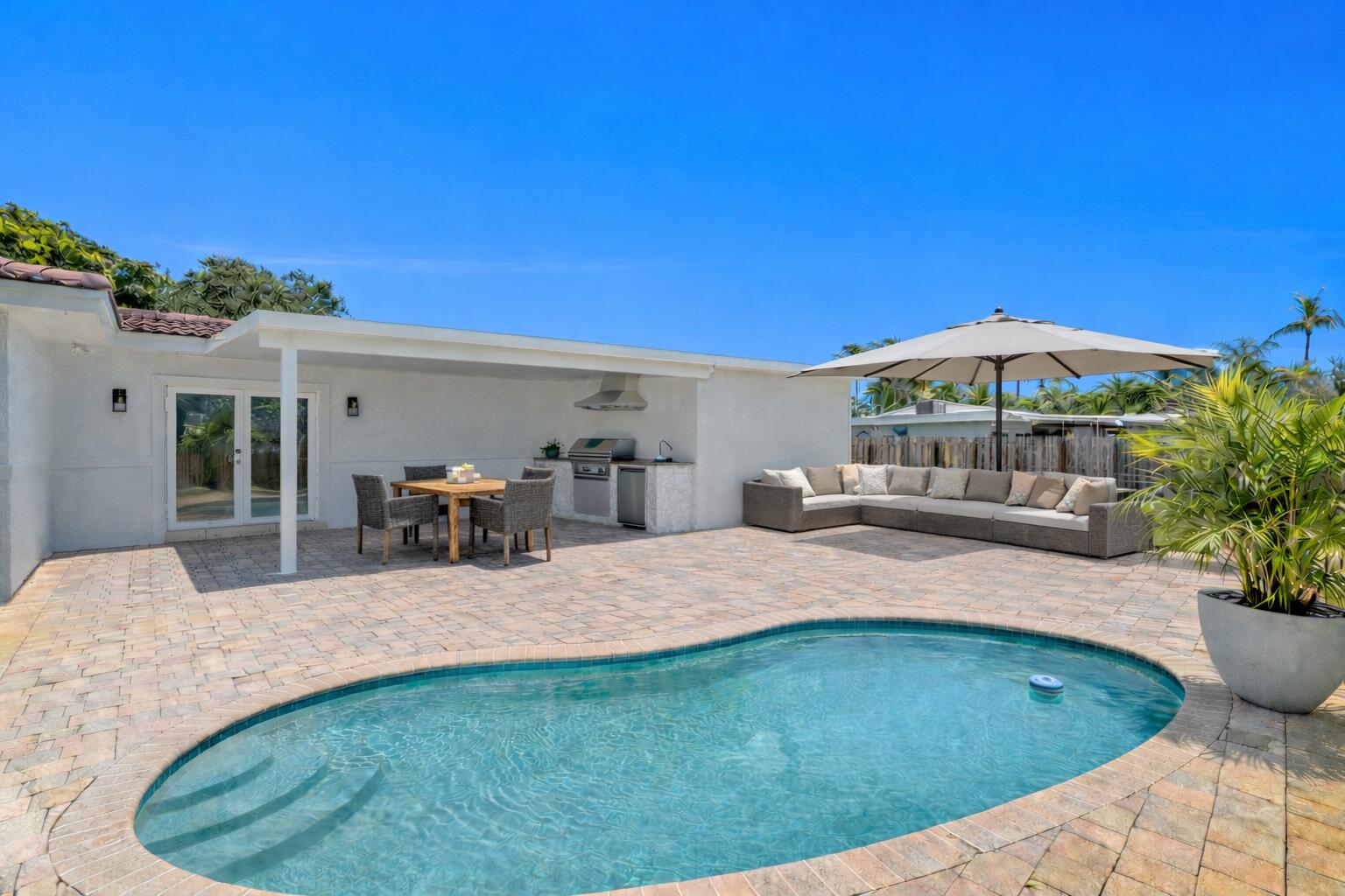 HILLSBORO ISLES - Residential