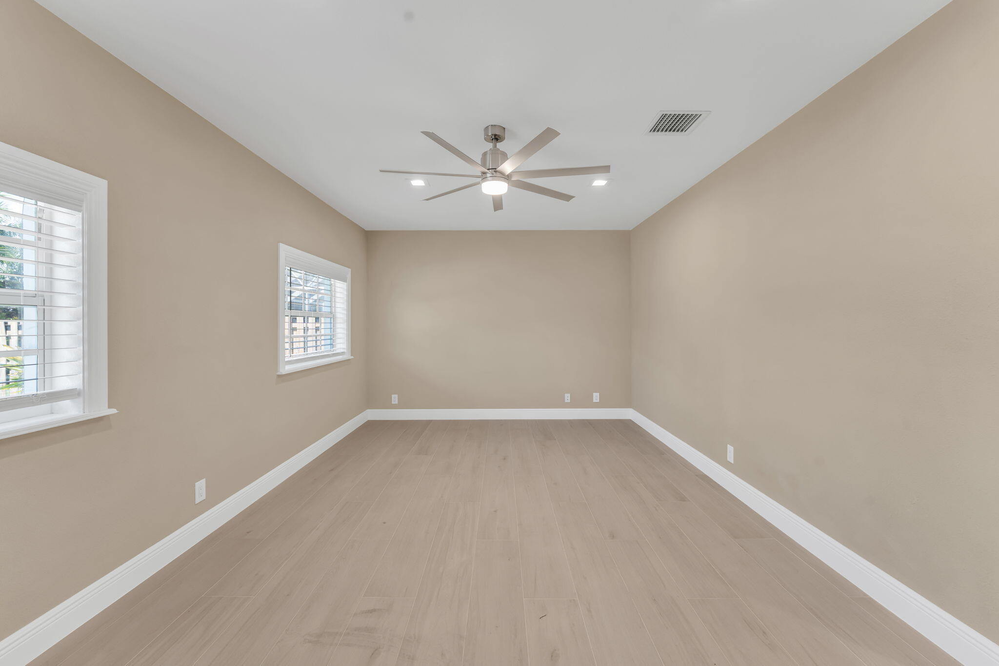 HILLSBORO ISLES - Residential