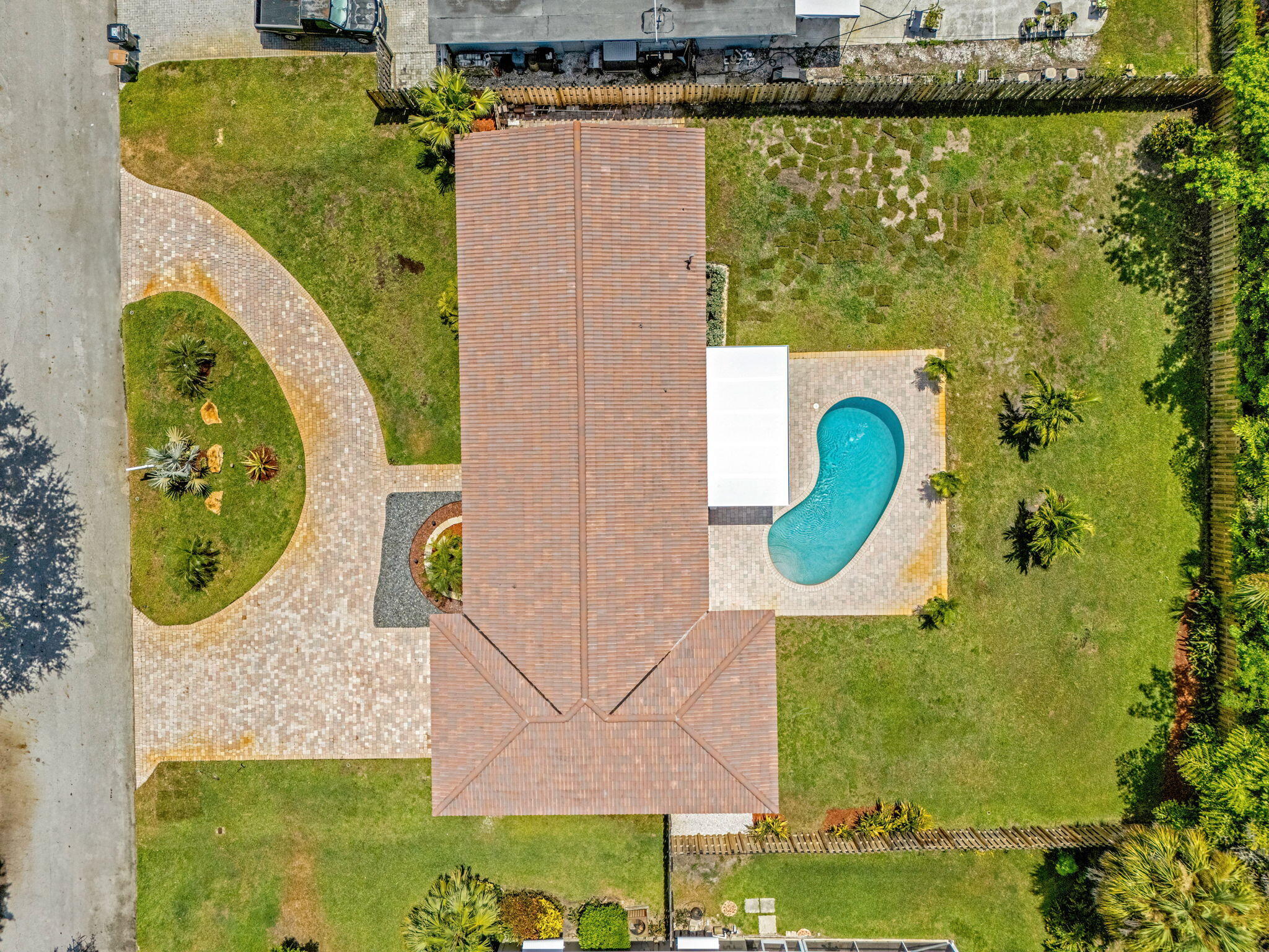 HILLSBORO ISLES - Residential