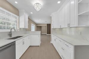 HILLSBORO ISLES - Residential