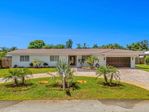 2070 NE 27th Street Lighthouse Point FL 33064