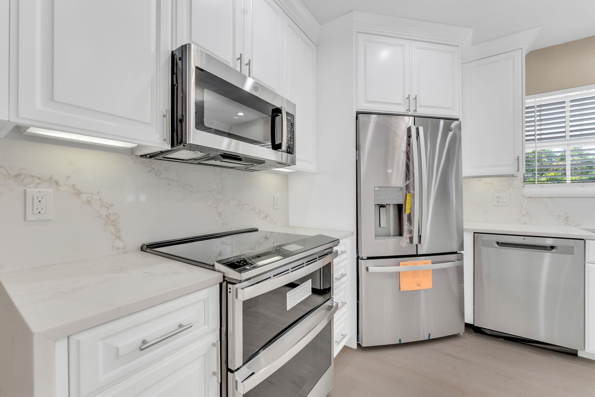 HILLSBORO ISLES - Residential