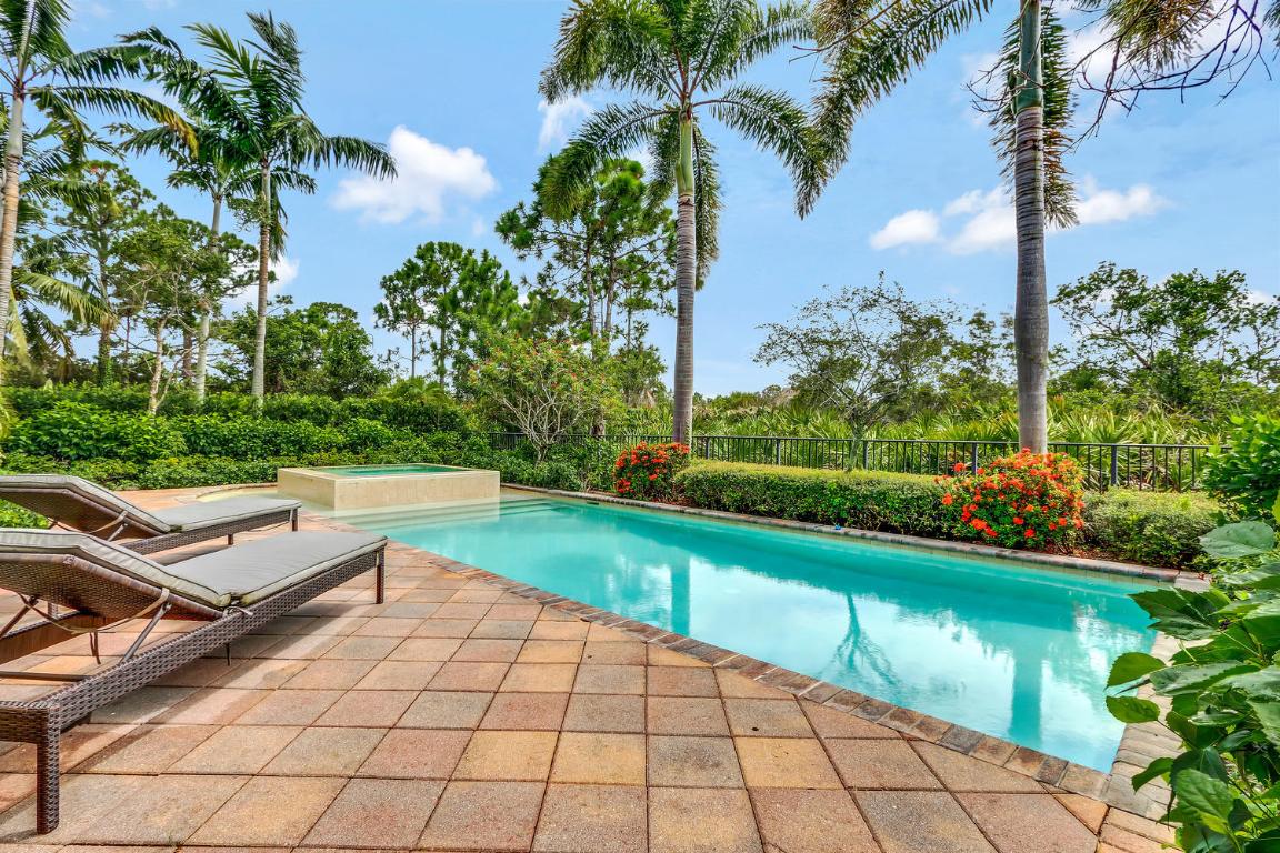 BOTANICA - Residential Lease