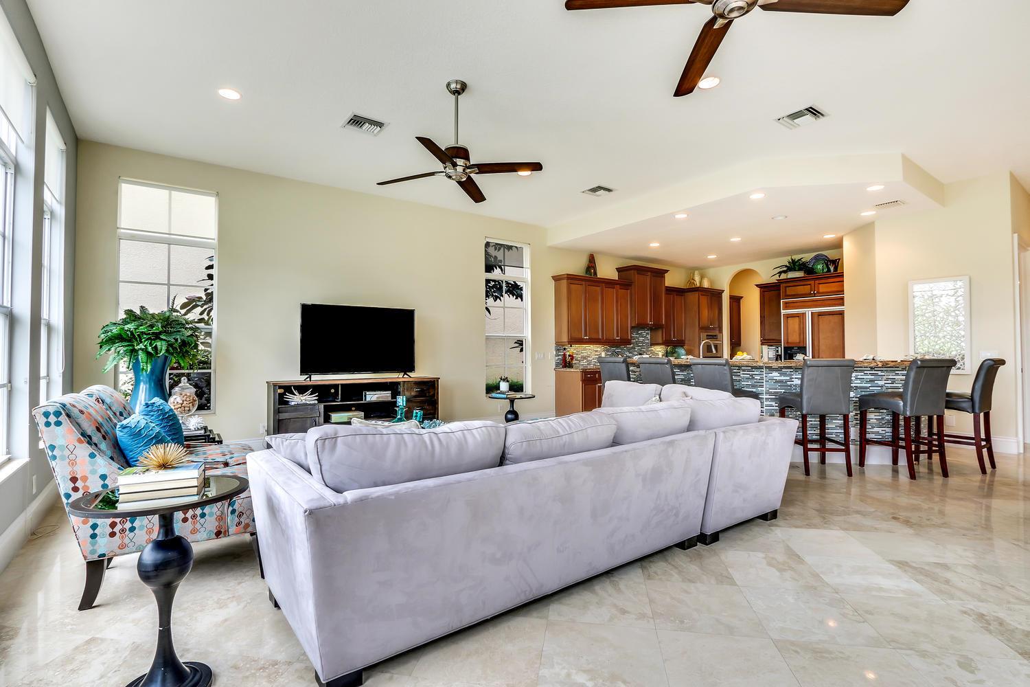 BOTANICA - Residential Lease