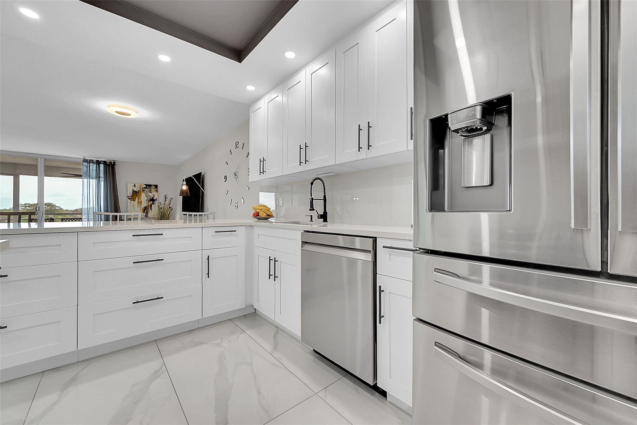 3980 Oaks Clubhouse Dr 505