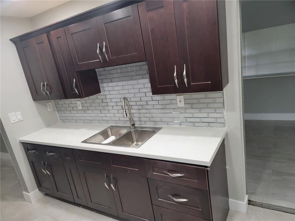 Lauderdale Lakes North Ga - Residential