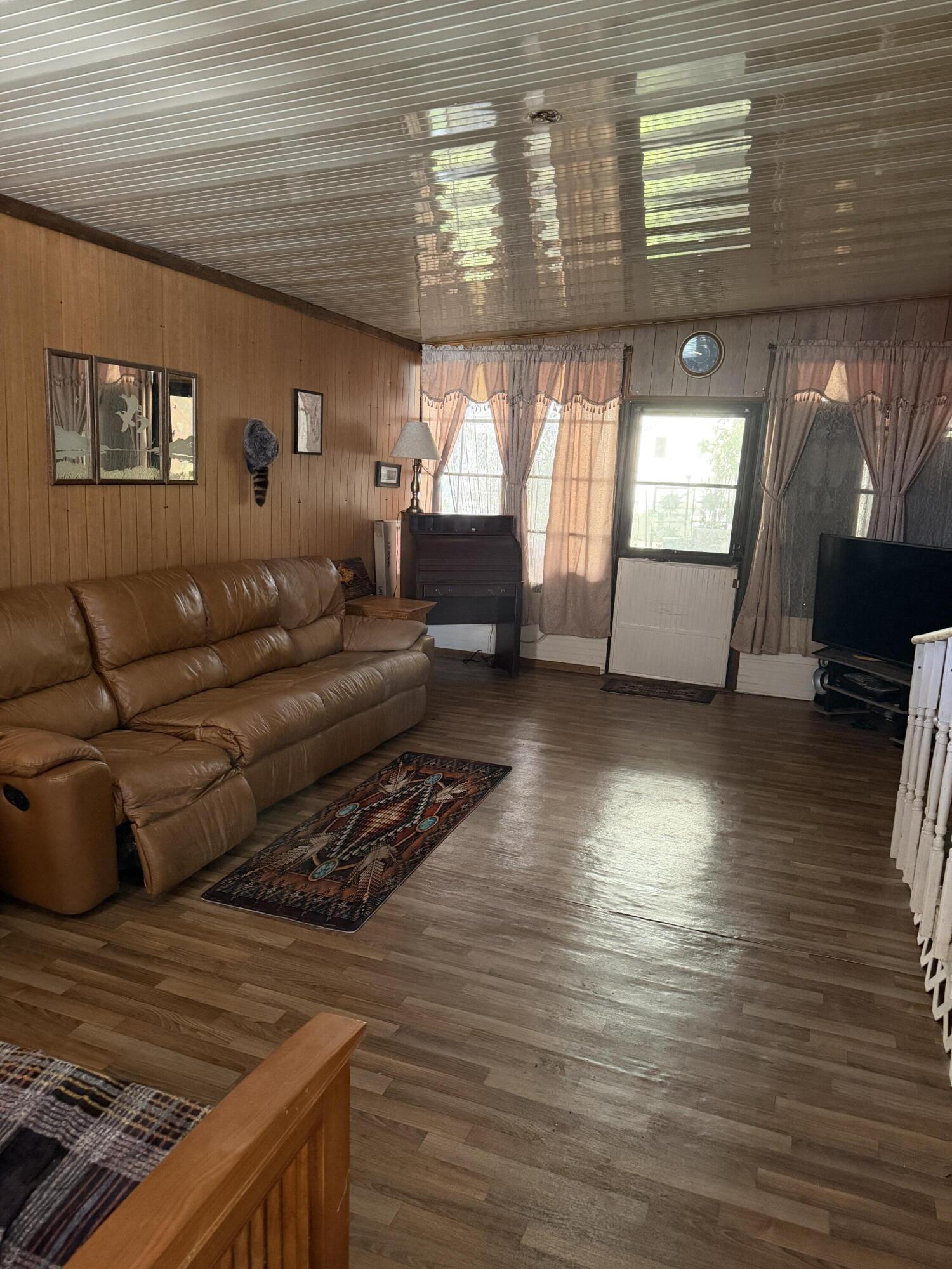 ANCIENT OAKS RV RESORT NO II - Residential