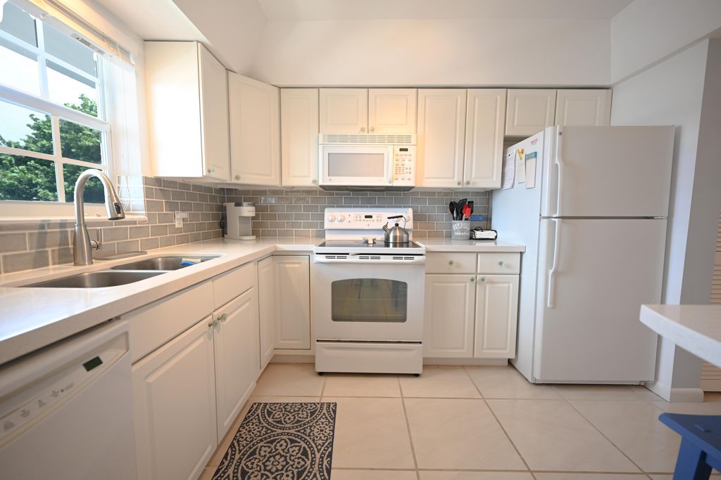 Photo of 1700 S Ocean Boulevard #14, Delray Beach, FL 33483 (MLS # R11101843)