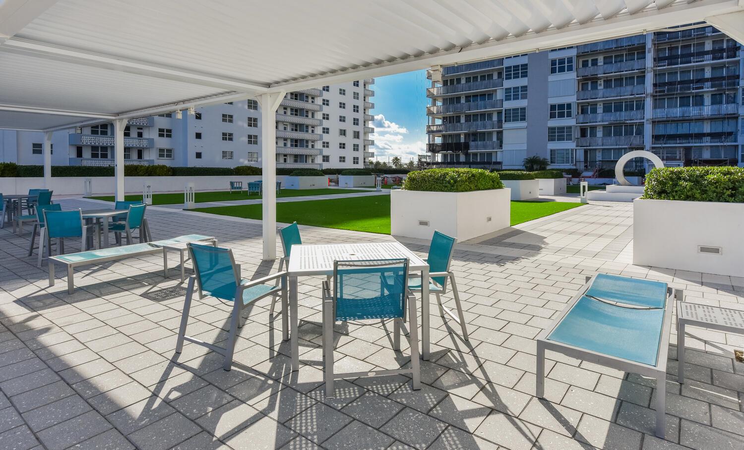 PLAZA SOUTH - Residential Lease