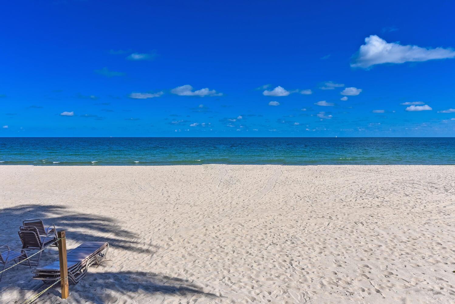 PLAZA SOUTH - Residential Lease