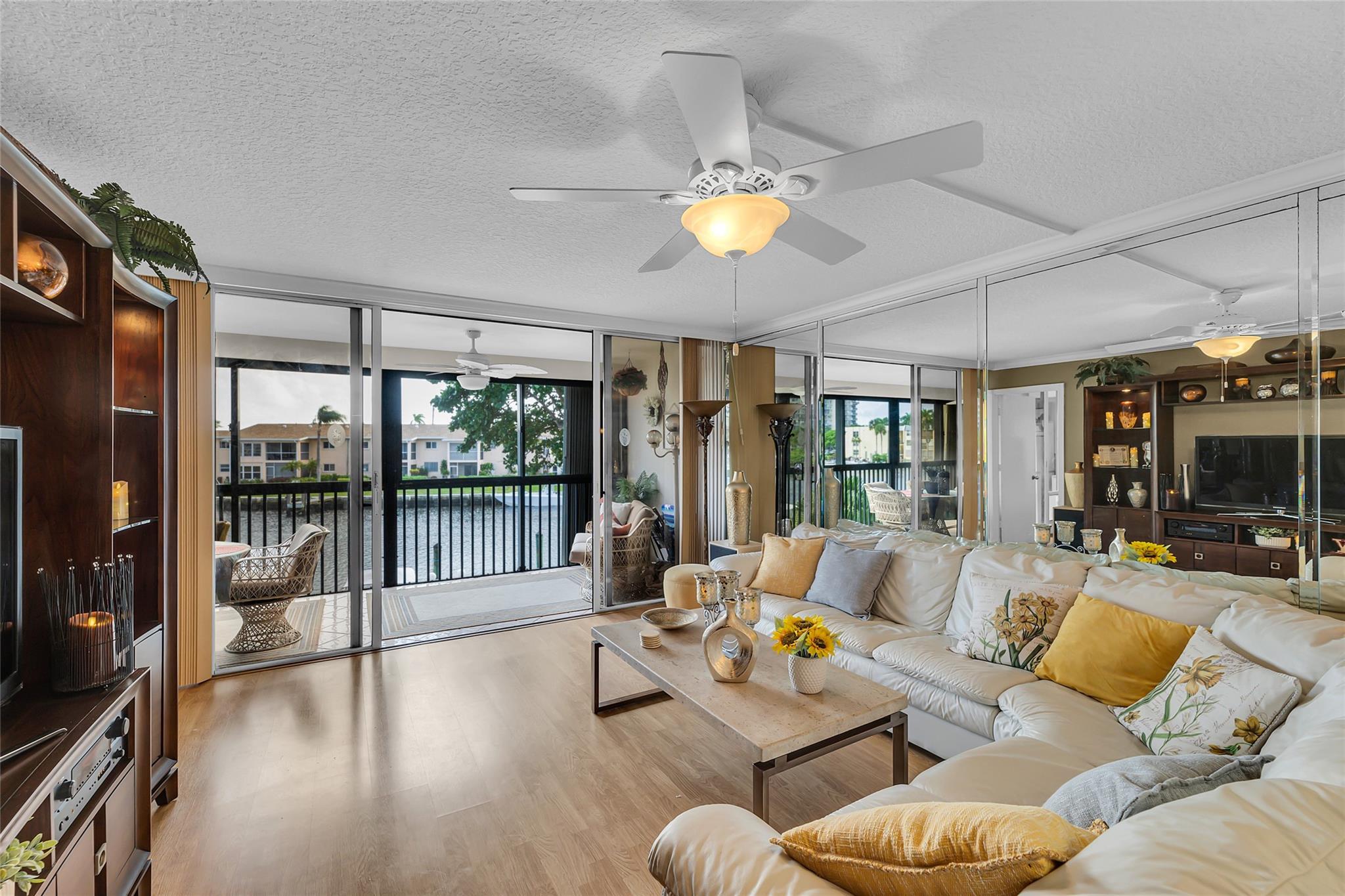 1100 SE 5TH CT 19