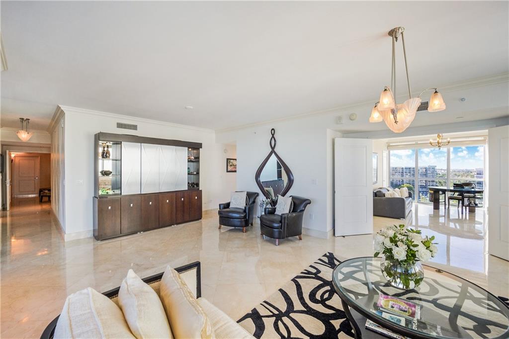 OCEAN PALMS - Residential