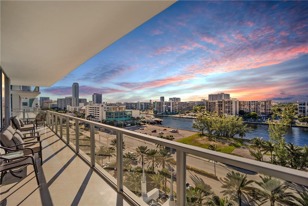 OCEAN PALMS - Residential
