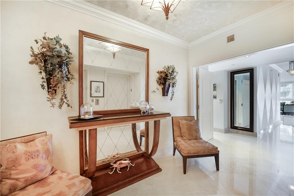 OCEAN PALMS - Residential