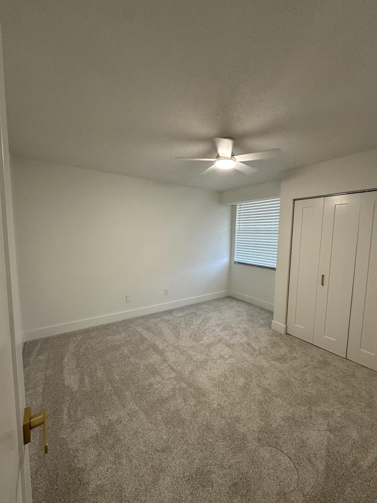 LAKESIDE CONDO - Residential