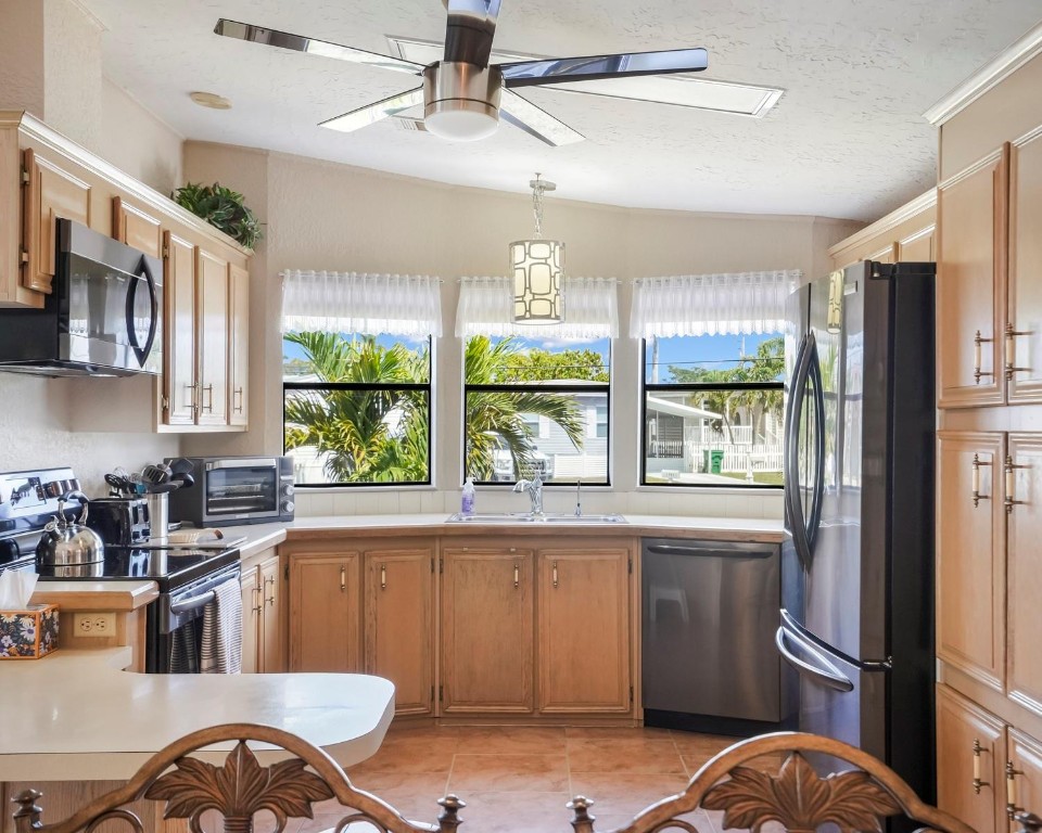 Park City Sec Two 56-25 B - Residential