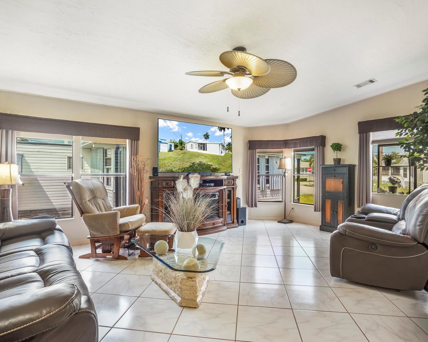 Park City Sec Two 56-25 B - Residential