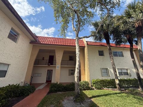 165 Lake Carol Dr 165 West Palm Beach FL 33411