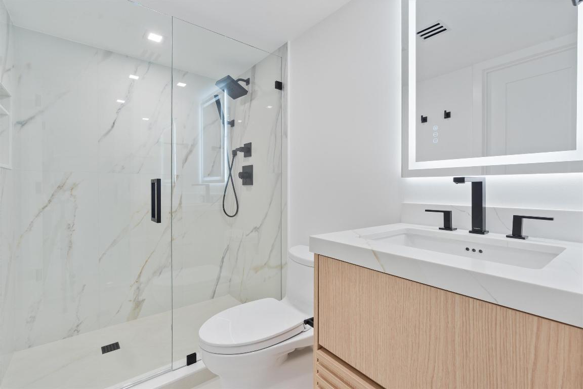 MARBELLA CONDO - Residential