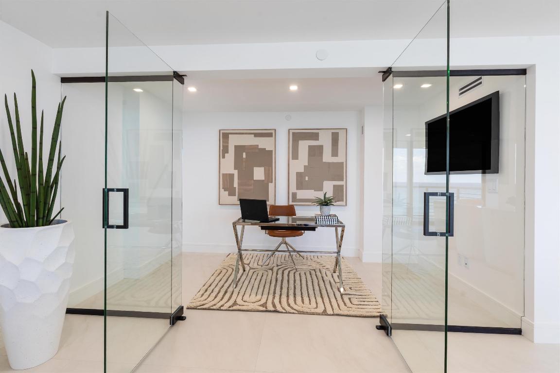 MARBELLA CONDO - Residential