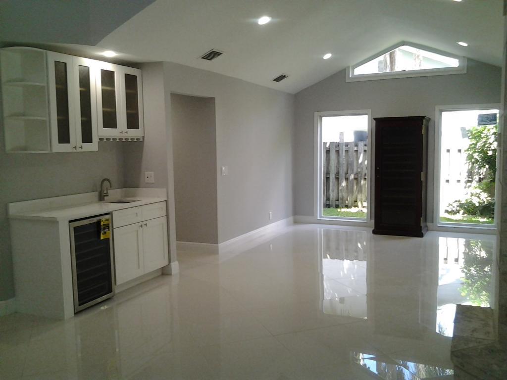 PARADISE PALMS UNIT 5 - Residential