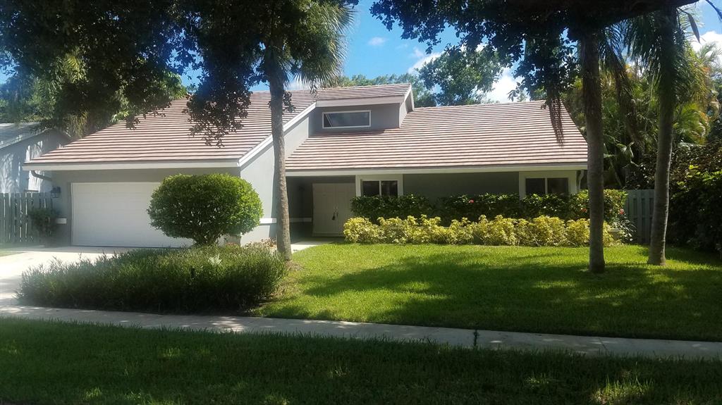 PARADISE PALMS UNIT 5 - Residential