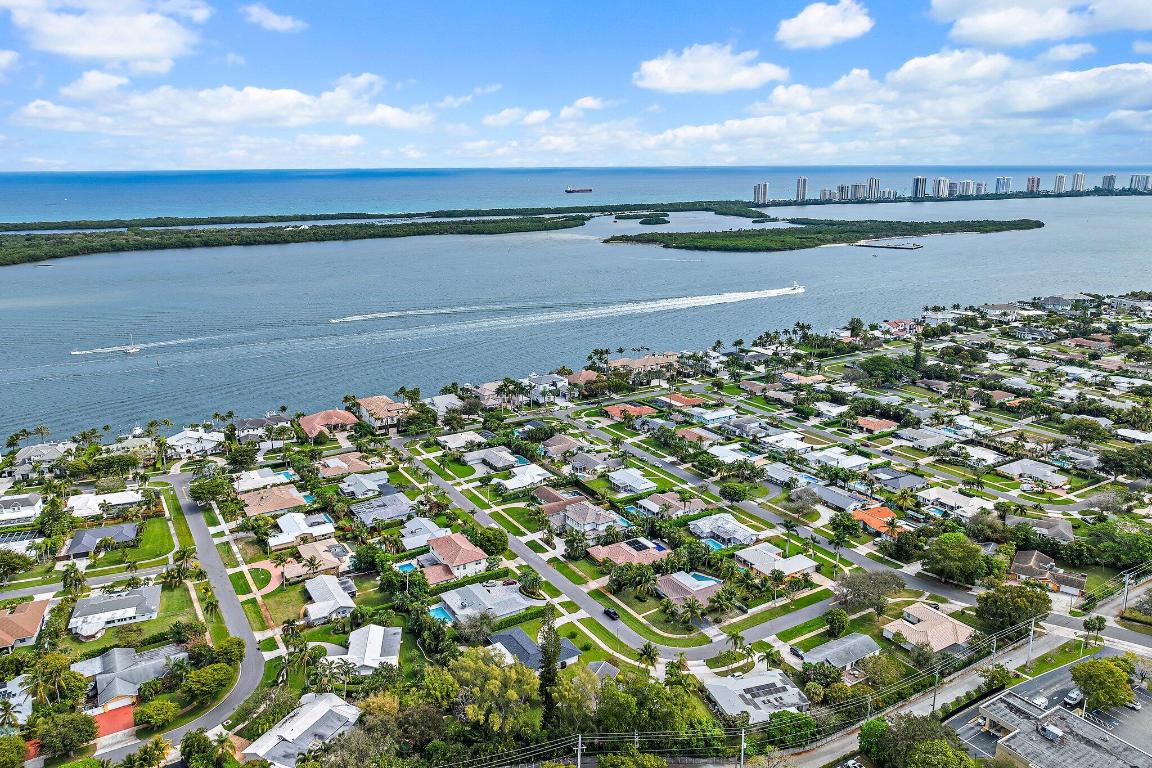 YACHT CLUB ADD TO VILLAGE OF NORTH PALM BEACH - Residential