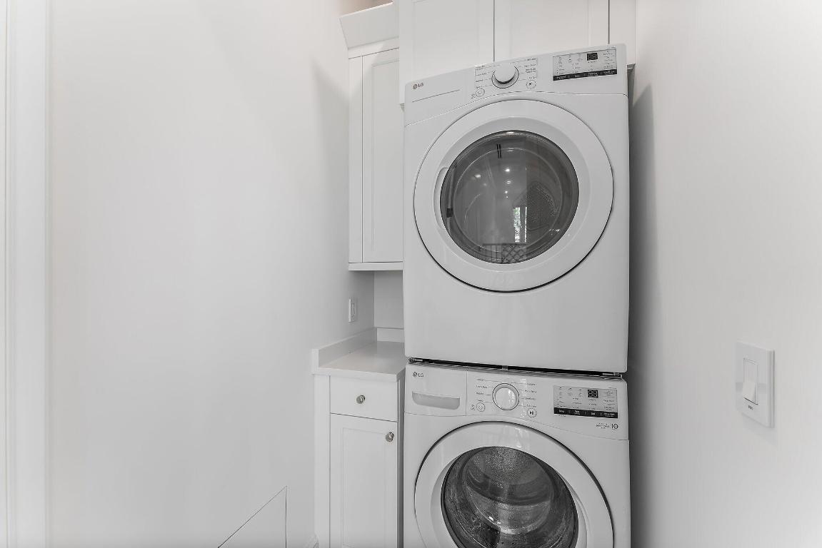 YACHT CLUB ADD TO VILLAGE OF NORTH PALM BEACH - Residential