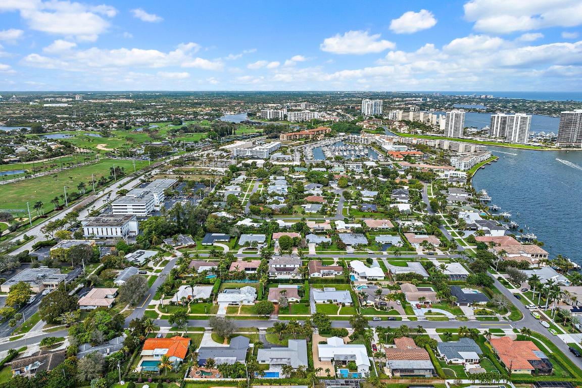 YACHT CLUB ADD TO VILLAGE OF NORTH PALM BEACH - Residential