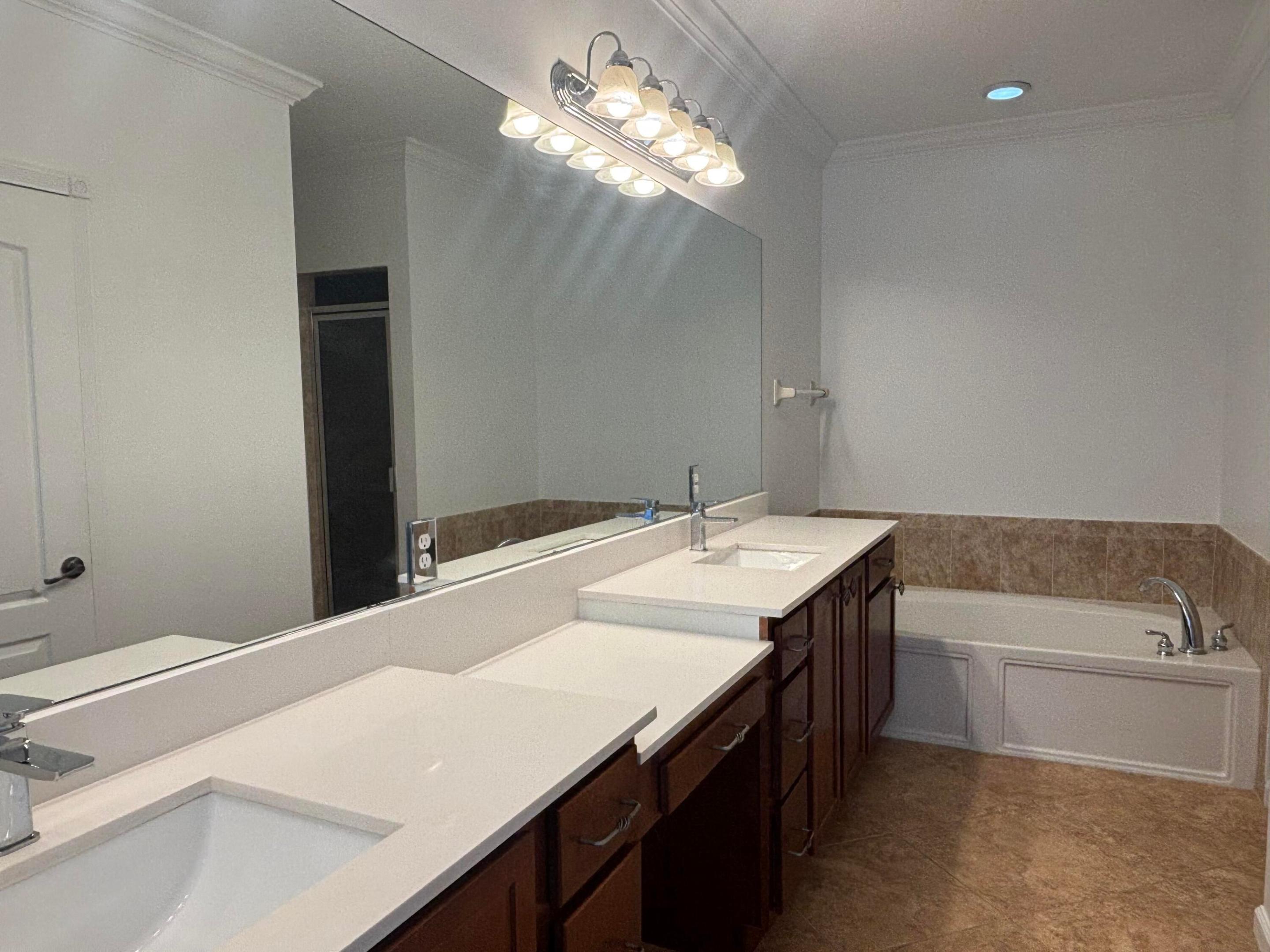 RIVER OAKS - Residential Lease