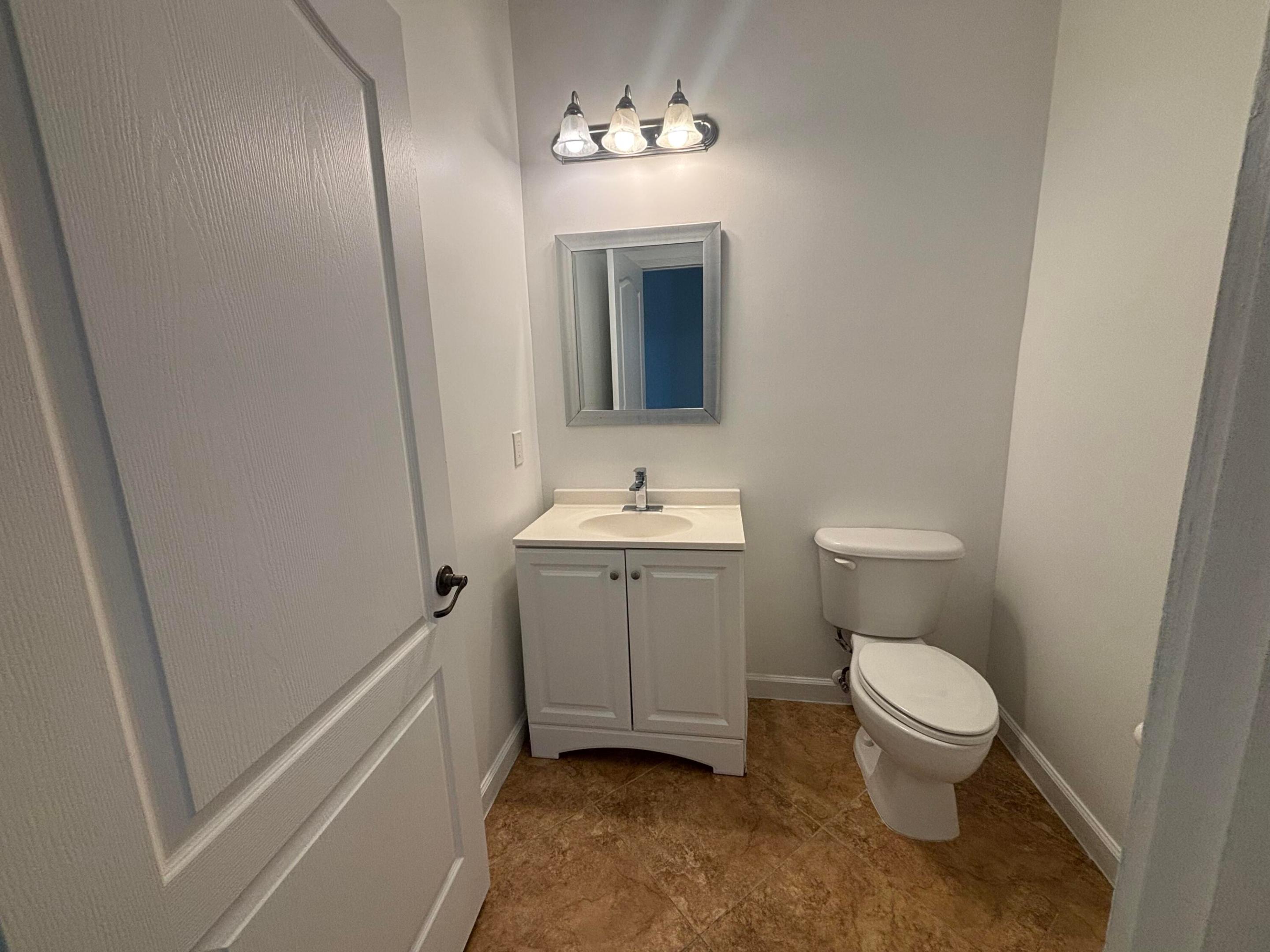 RIVER OAKS - Residential Lease