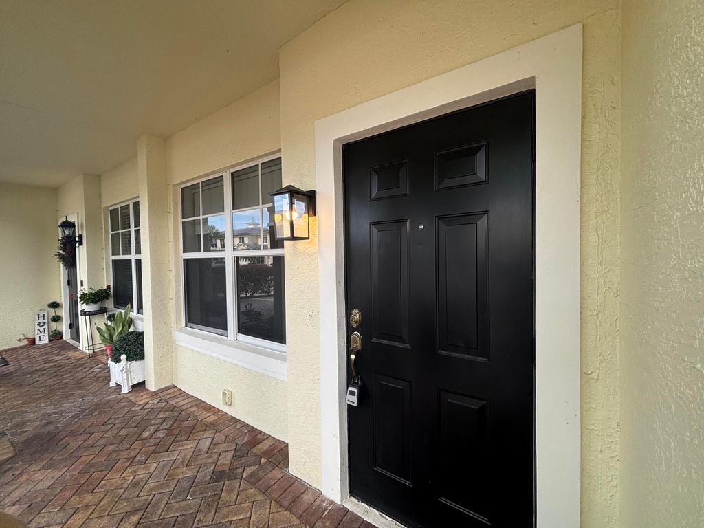 Photo of 2555 Creekside Drive, Fort Pierce, FL 34981 (MLS # R11166869)