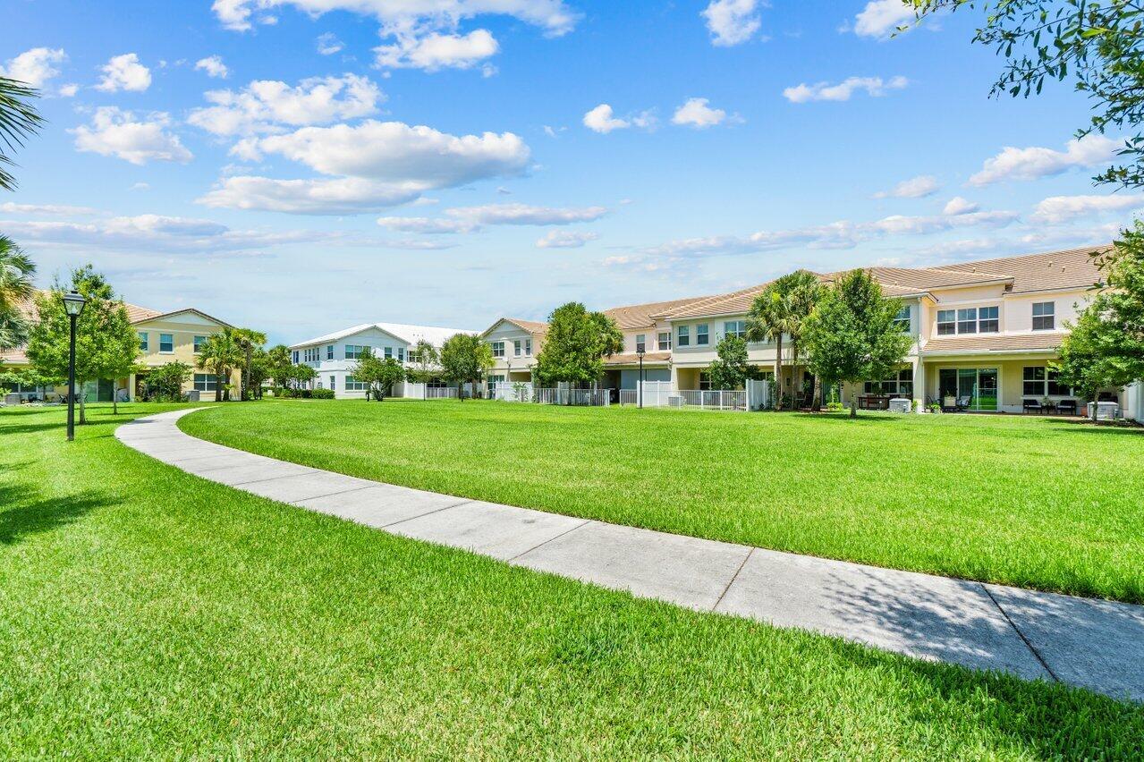 PARK CENTRAL AT CYPRESS K - Residential