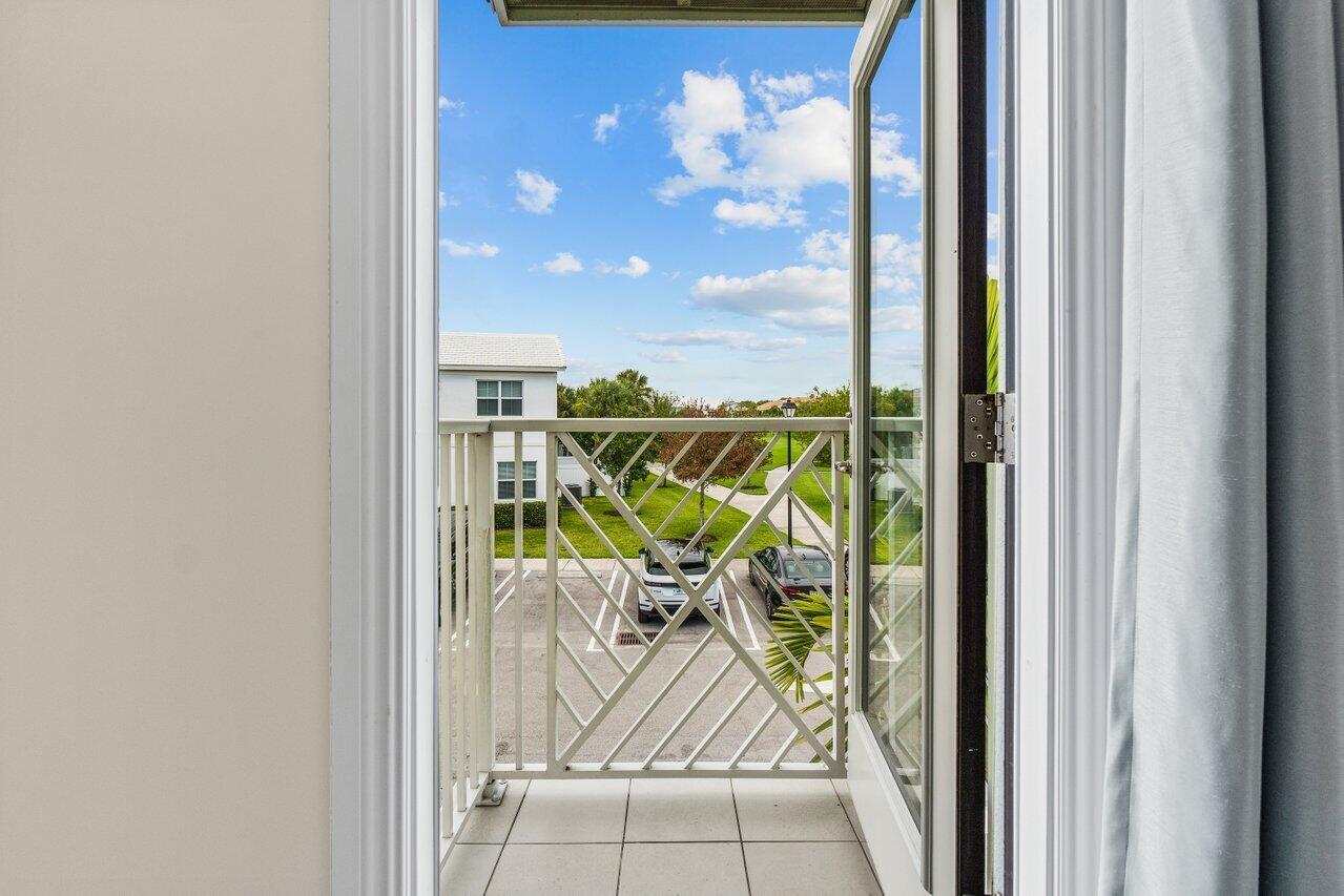 PARK CENTRAL AT CYPRESS K - Residential
