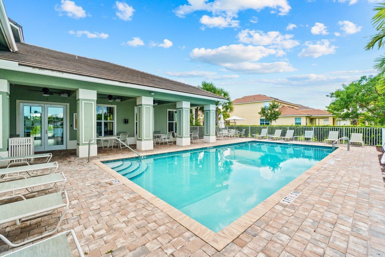 PARK CENTRAL AT CYPRESS K - Residential