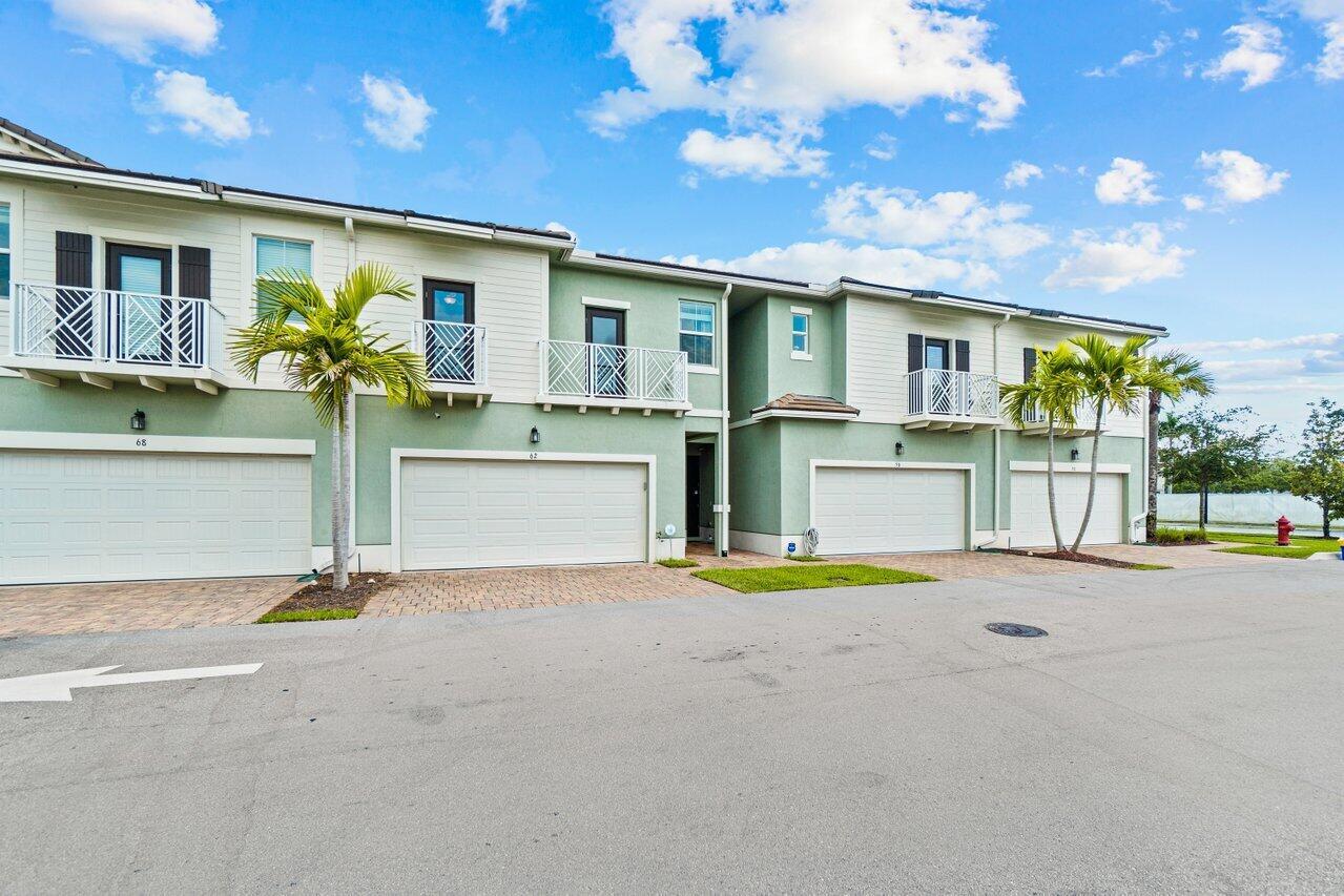 PARK CENTRAL AT CYPRESS K - Residential