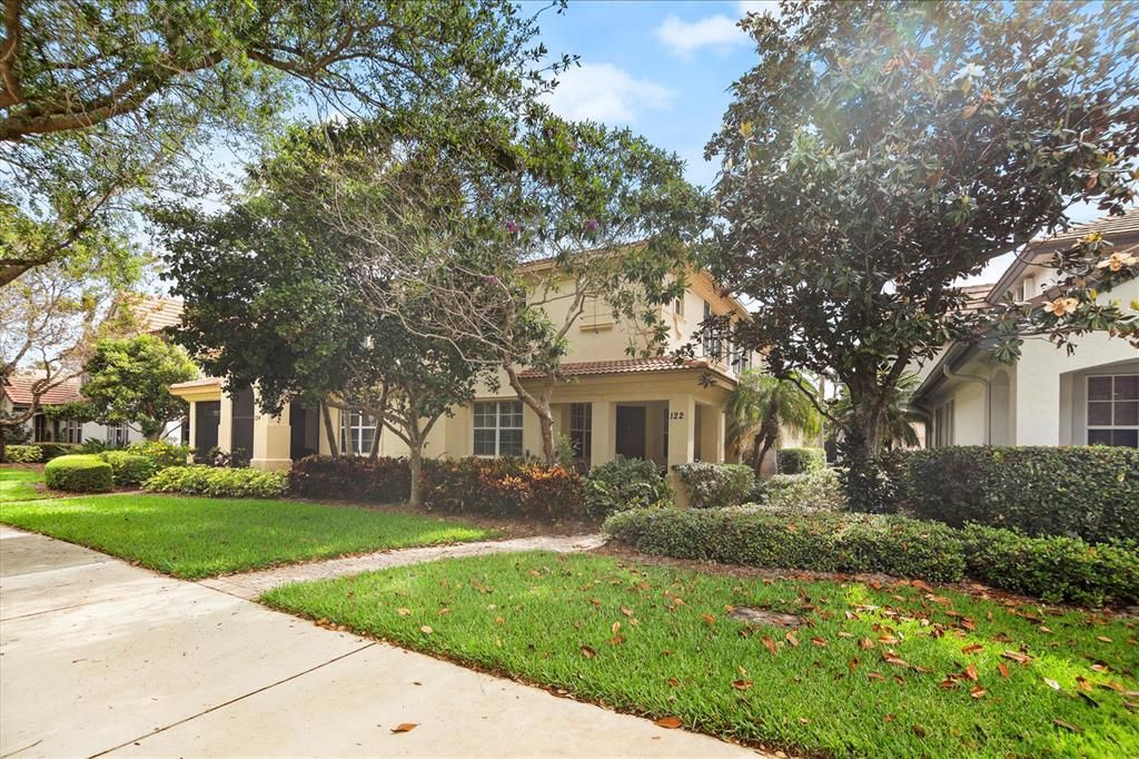 Photo of 122 Evergrene Parkway #4b, Palm Beach Gardens, FL 33410 (MLS # R10704472)