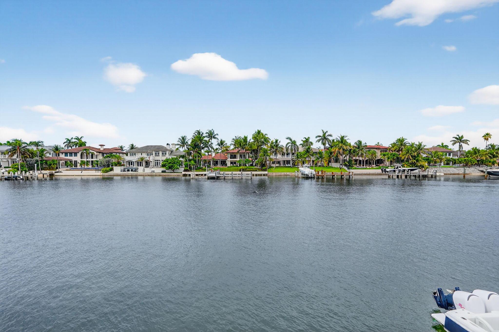 HILLSBORO MILE OCEAN APTS - Residential