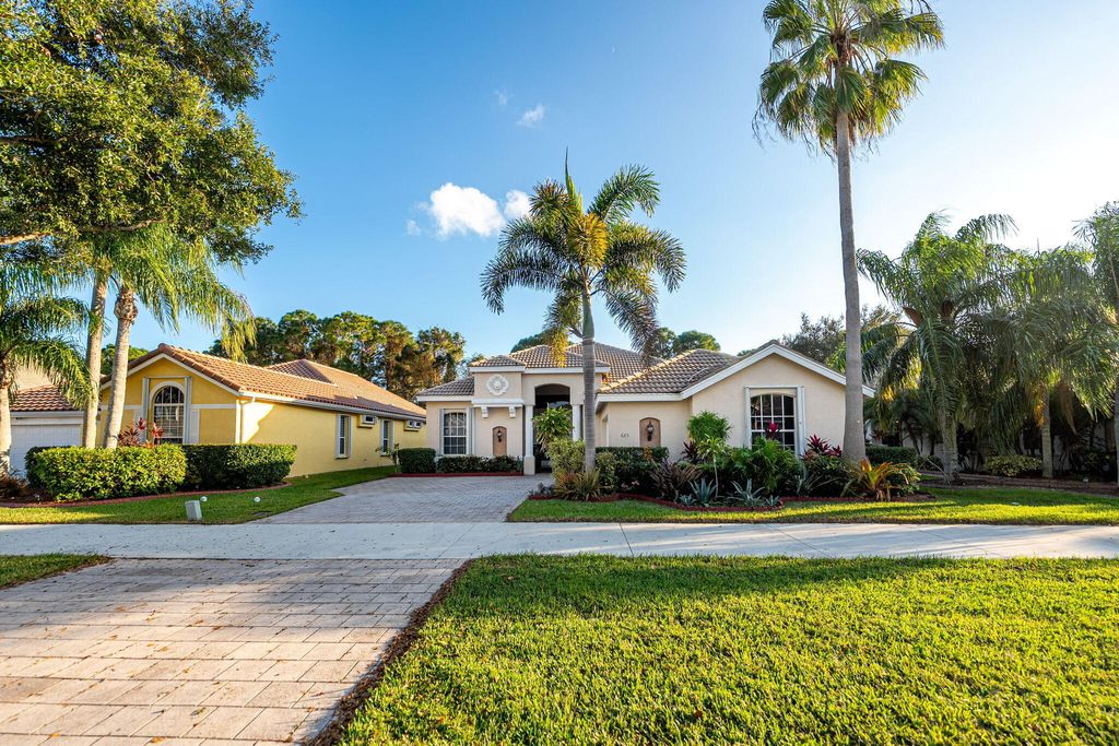 Photo of 665 SW Sw Lake Charles Circle, Port Saint Lucie, FL 34986 (MLS # R11143762)