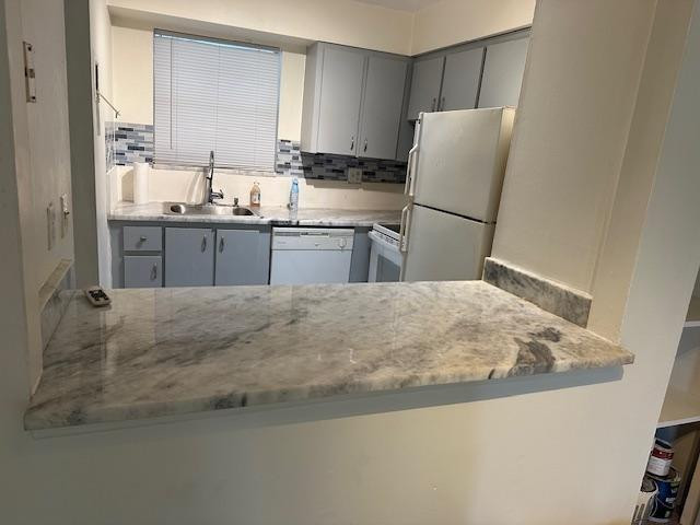 Margate Village Ph I Cond - Residential Lease