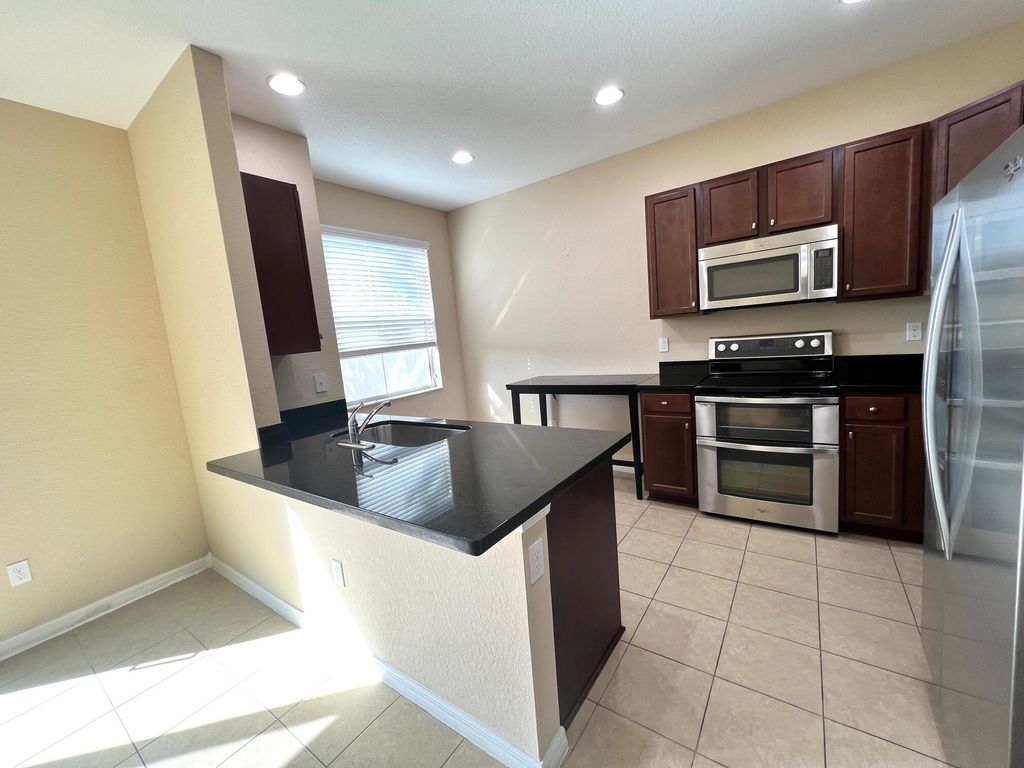 Photo of 326 Lake Monterey Circle, Boynton Beach, FL 33426 (MLS # R10777985)