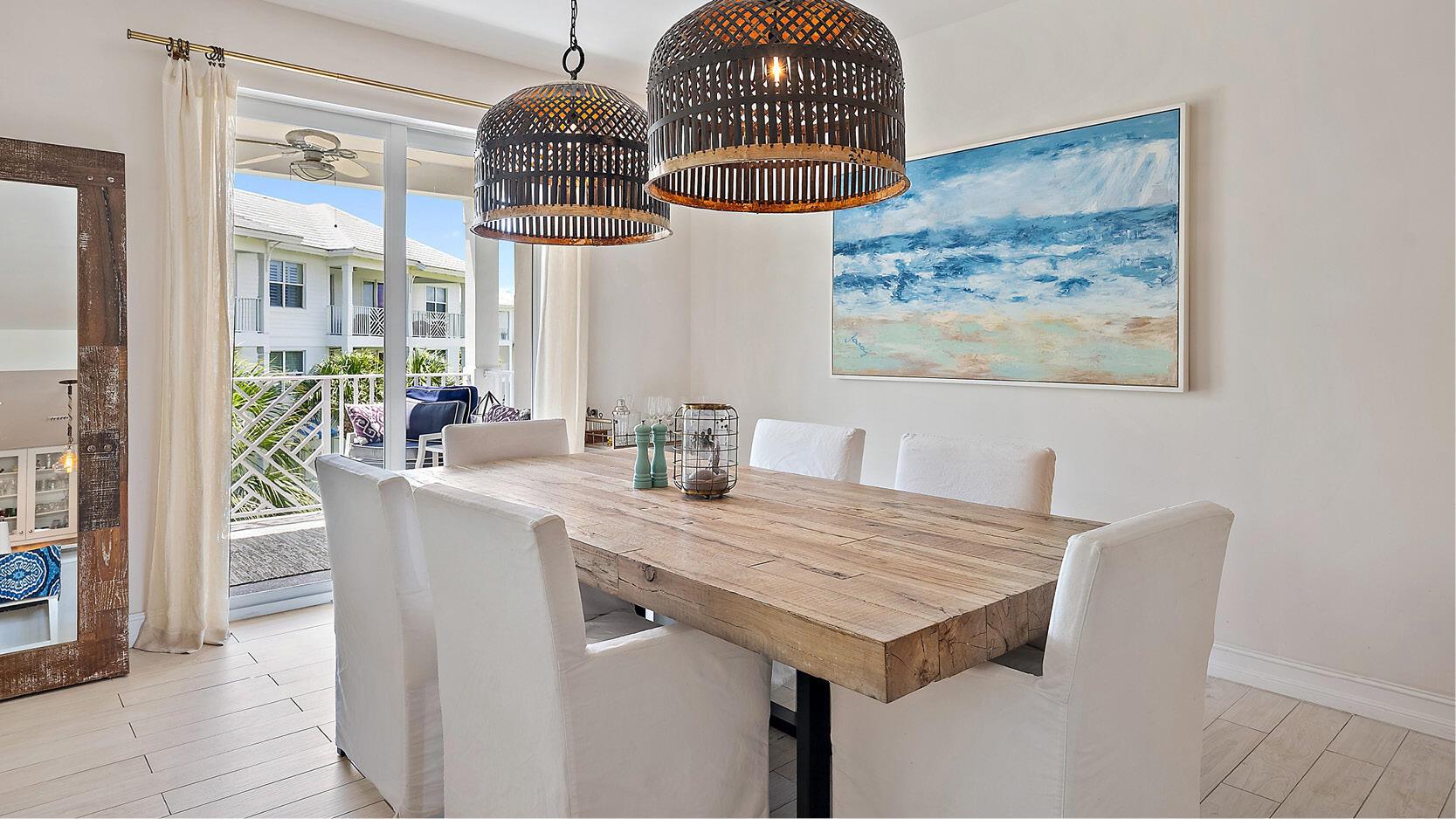 432 Bay Colony Drive N