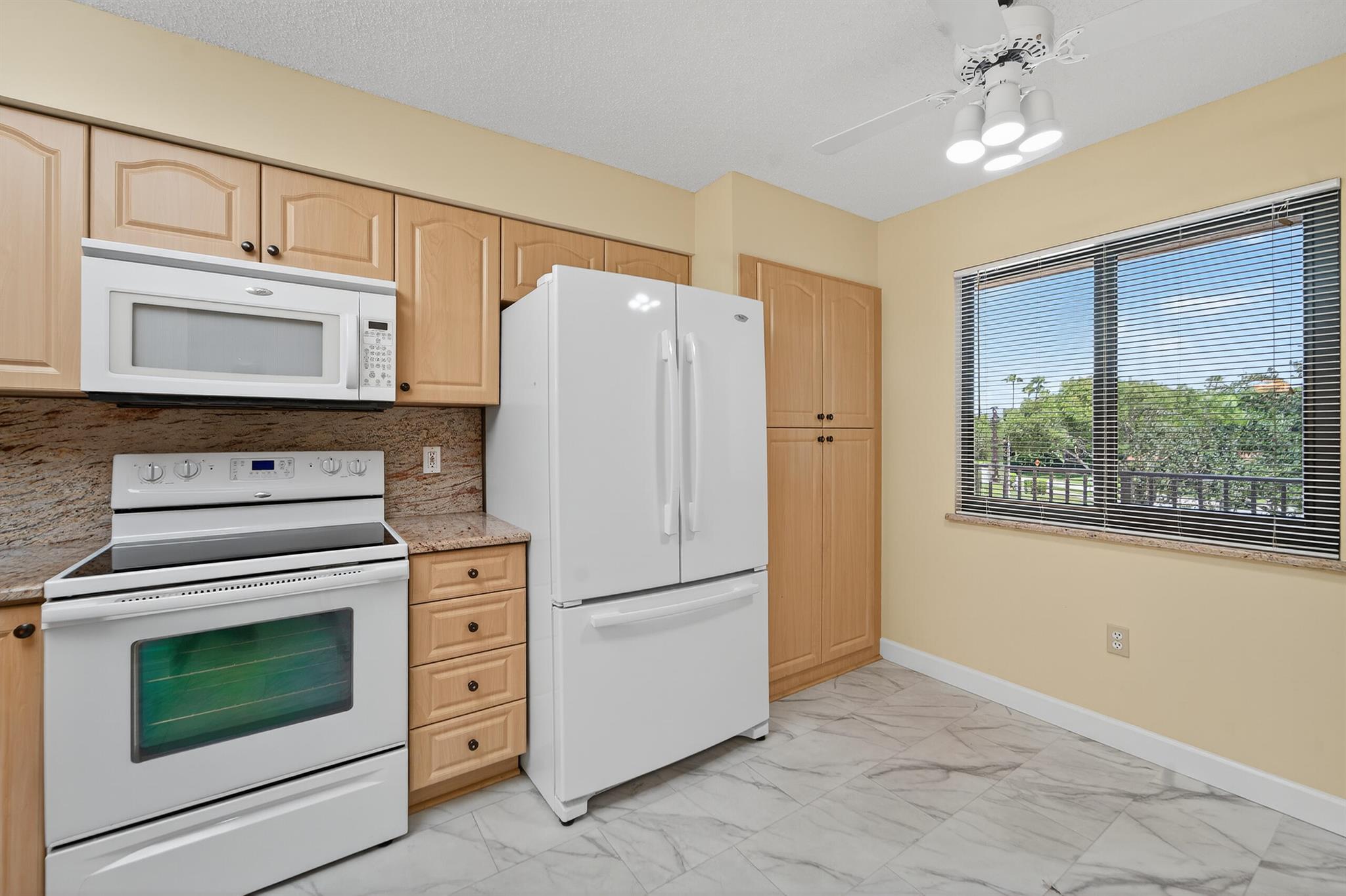 6093 Pointe Regal Circle 301