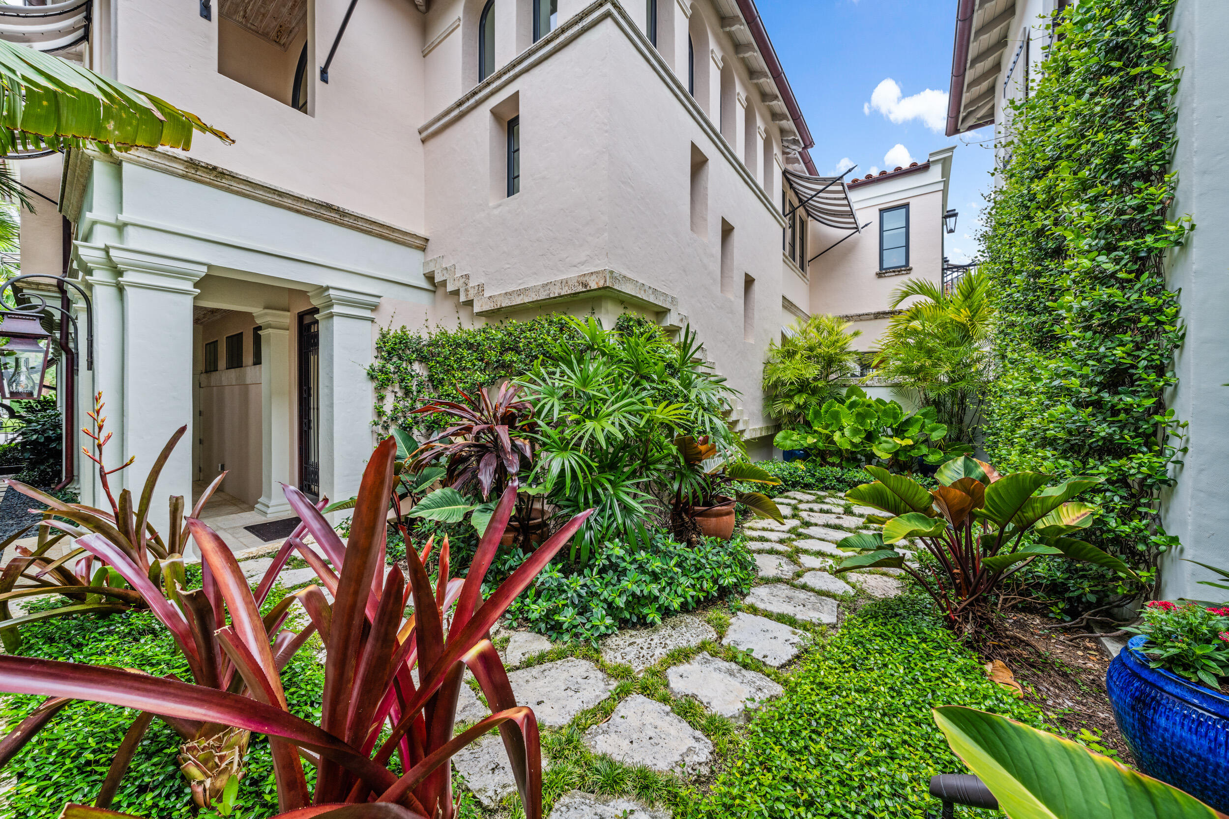 VIA FLAGLER CONDO - Residential