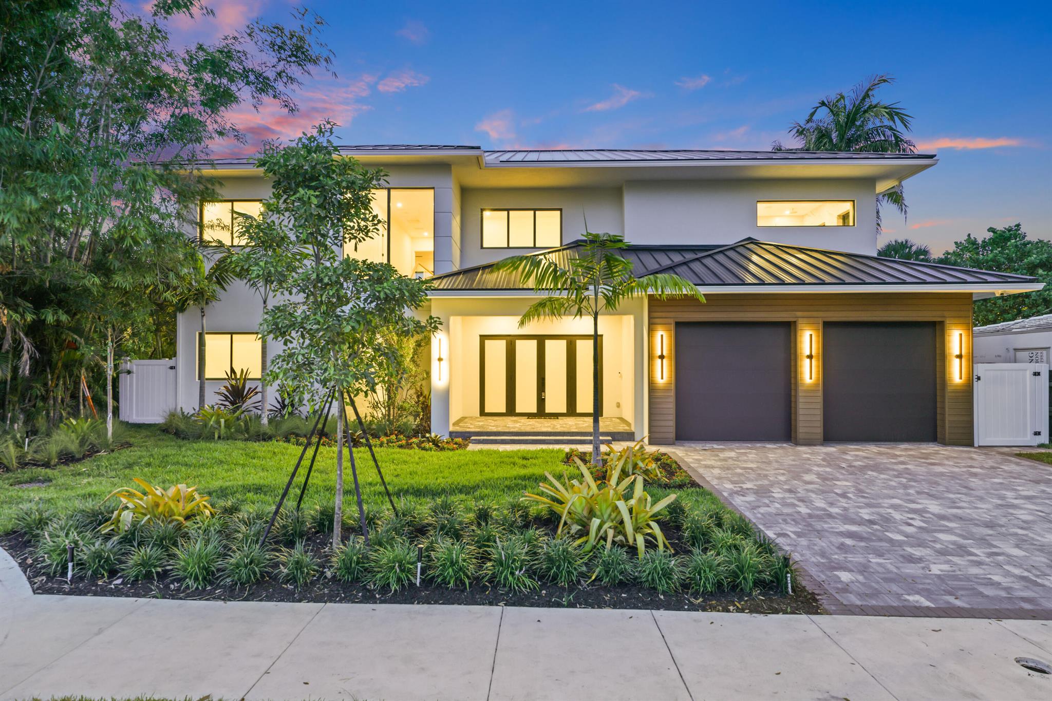 1317 Tangelo Isle