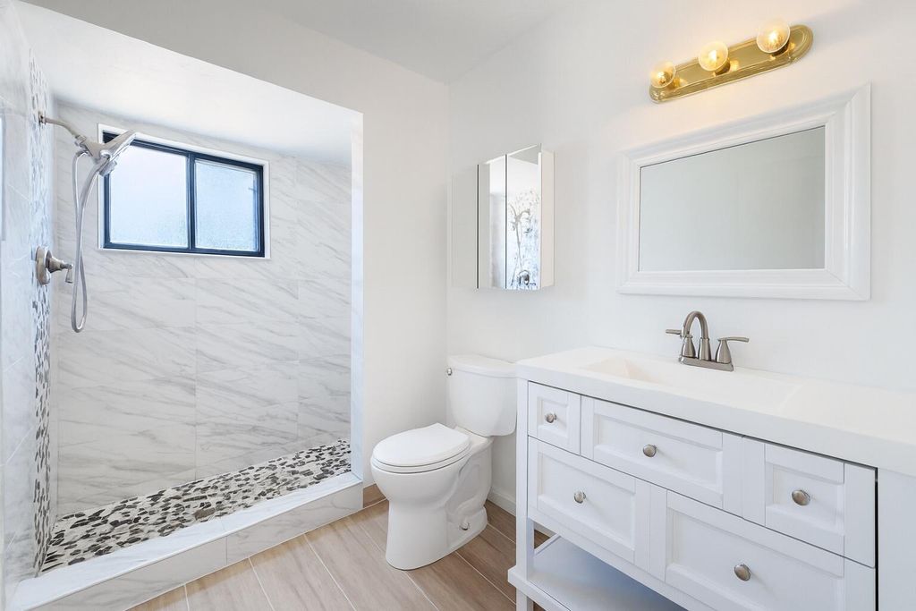 Photo of 125 S Palmway Avenue #1, Lake Worth Beach, FL 33460 (MLS # R11112449)