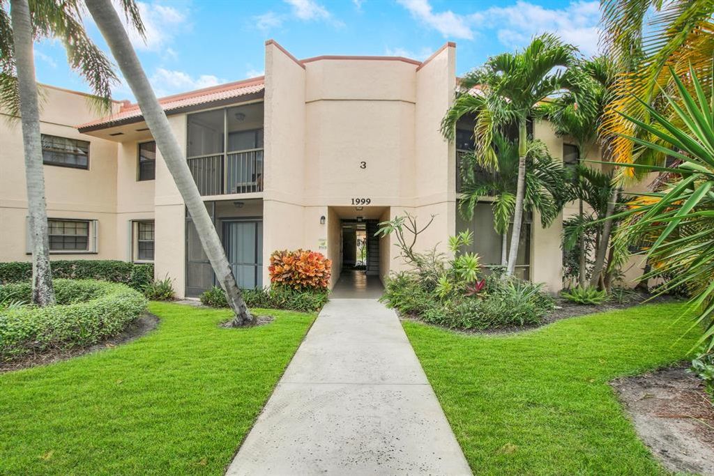 Photo of 1999 Ne Collins Cir #3-10, Jensen Beach, FL 34957 (MLS # R10861485)