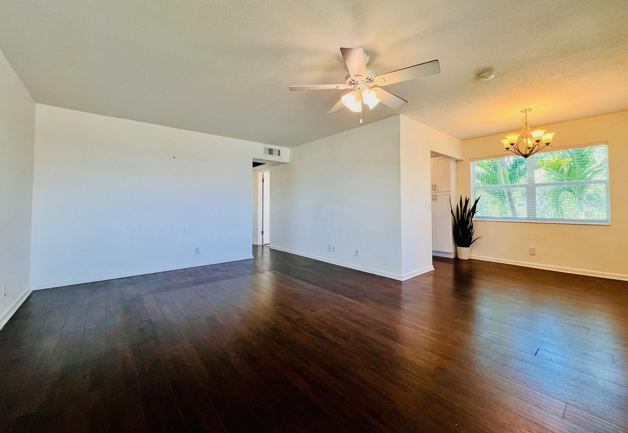 200 Northampton J, West Palm Beach, FL, 33417/$140,000 4 200 Northampton J