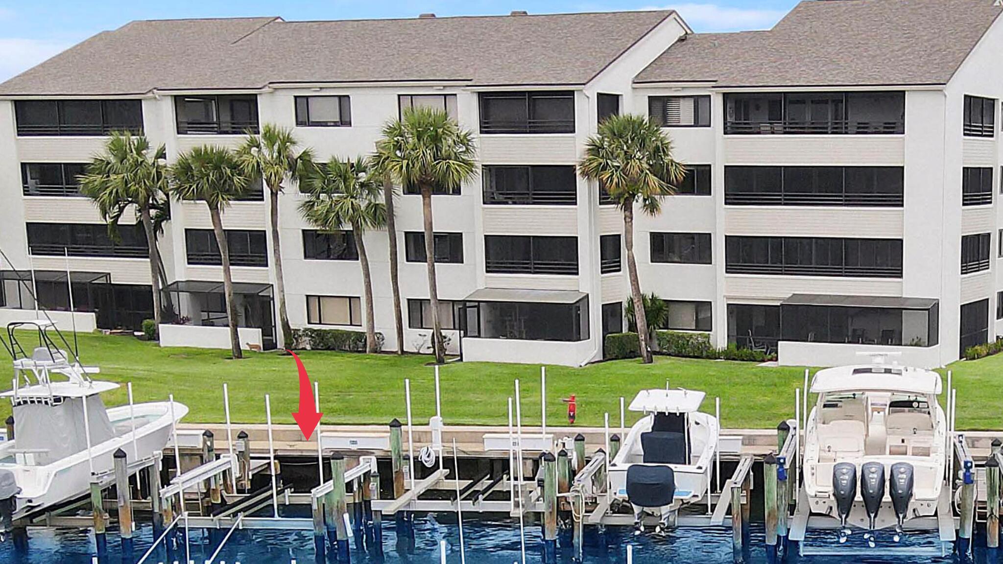 822 Oak Harbour Drive D-13