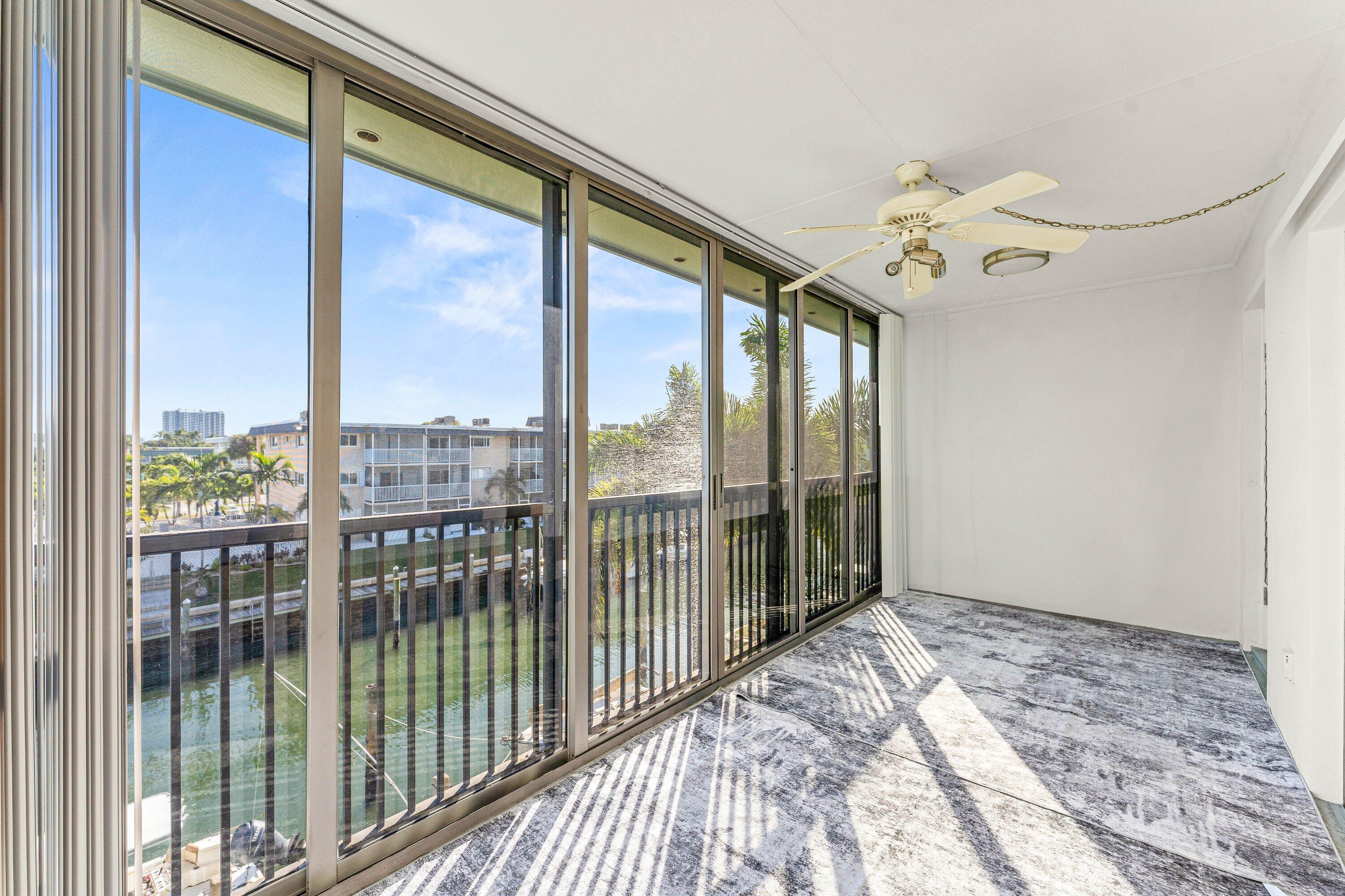 HAMPTON HOUSE CONDO - Residential